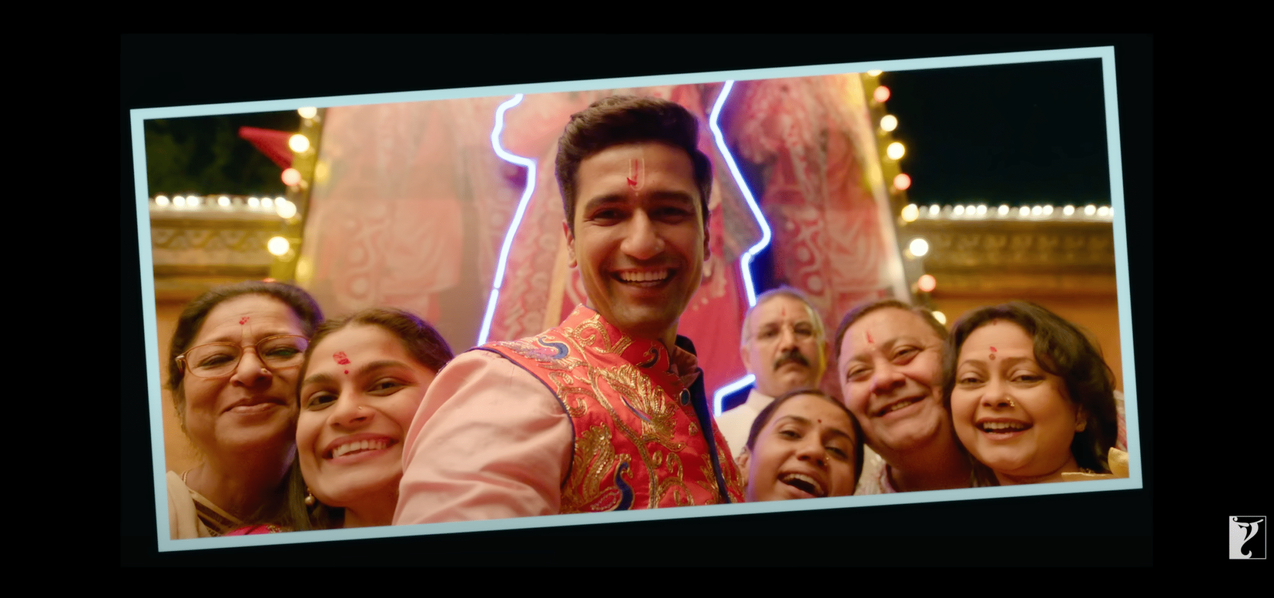 The great indian family movie review 3