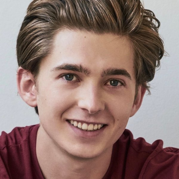 Austin-abrams-13377